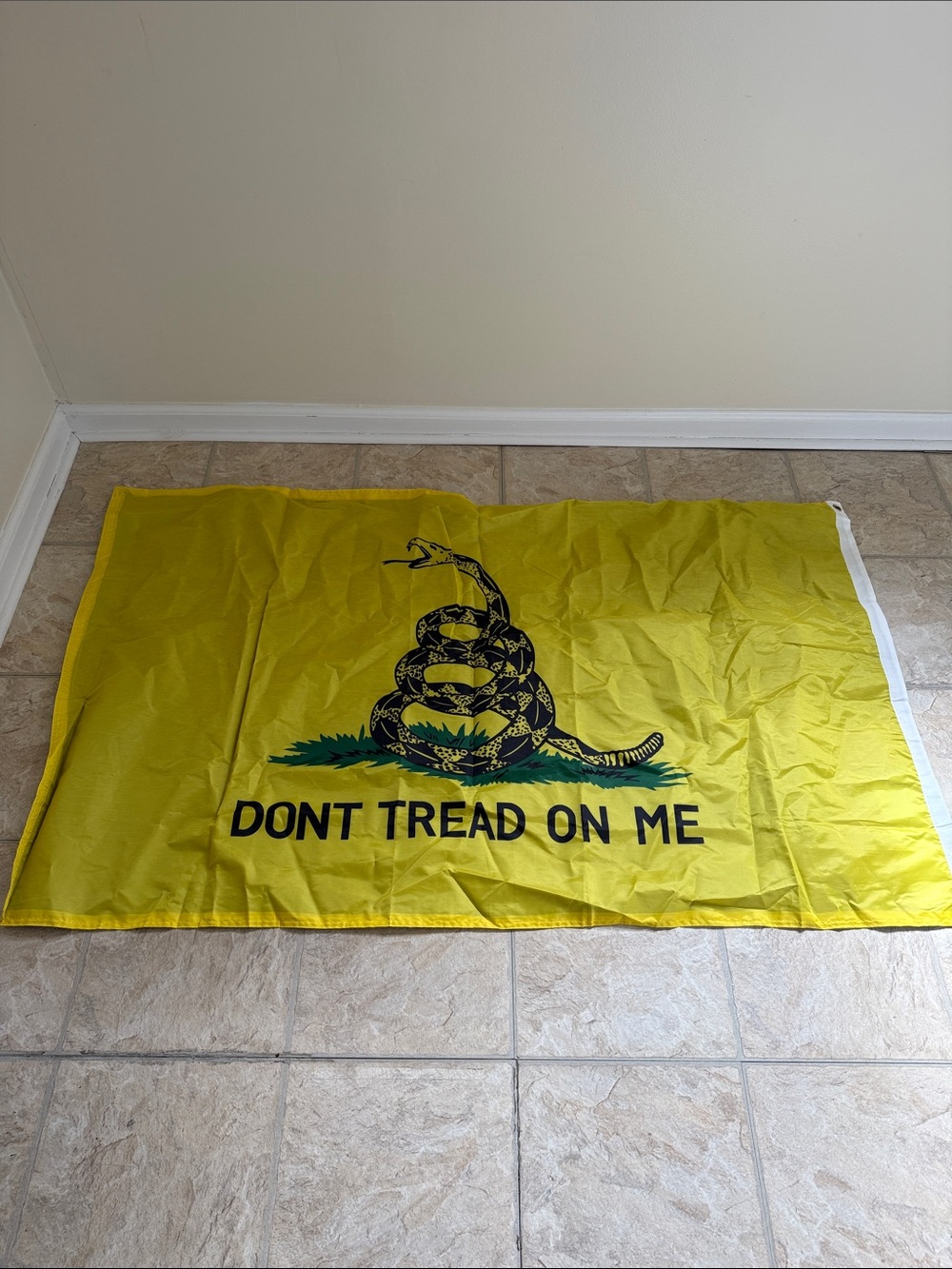 Free with any purchase - Don’t Tread On Me Yellow Classic Snake Graphic